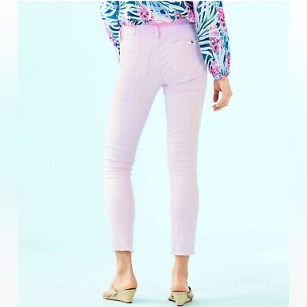 NWT Lilly Pulitzer South Ocean Skinny Jean. Sweet Violet